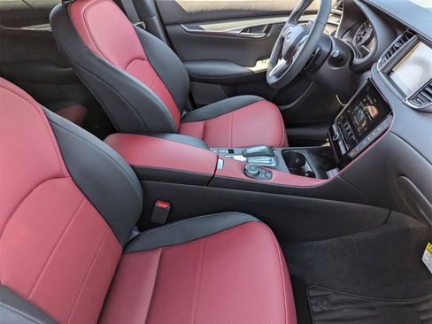 New 2025 INFINITI QX50 Sport image 10