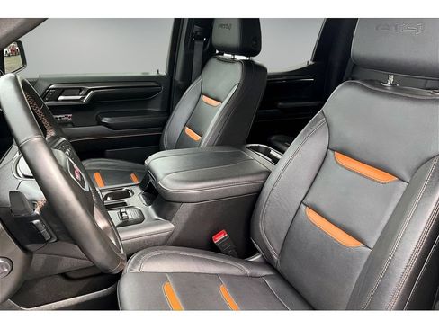 Used 2024 GMC Sierra 1500 AT4 w/ Technology Package AWD/4WD image 19