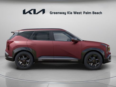 New 2027 Kia Seltos X-Line S w/ X-Line S Premium Package AWD/4WD image 9