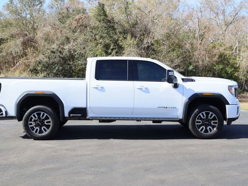 Certified 2022 GMC Sierra 2500 AT4 w/ AT4 Premium Plus Package AWD/4WD image 10