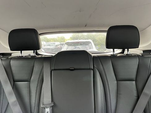 Used 2024 Buick Envision Preferred AWD/4WD image 9