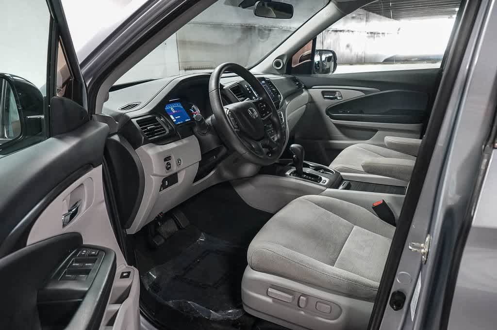 Used 2020 Honda Pilot EX image 17