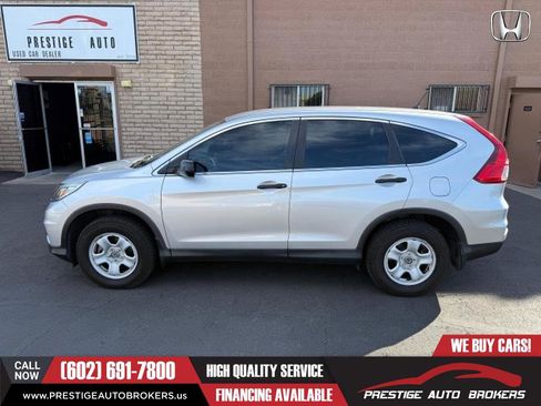Used 2015 Honda CR-V LX image 2
