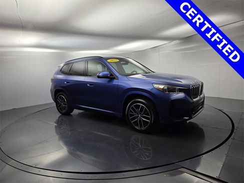 Certified 2023 BMW X1 xDrive28i w/ Premium Package image 2