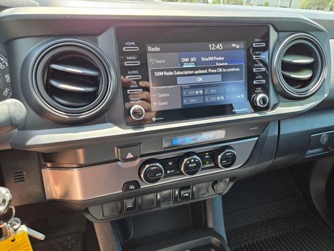 Used 2022 Toyota Tacoma SR RWD image 21