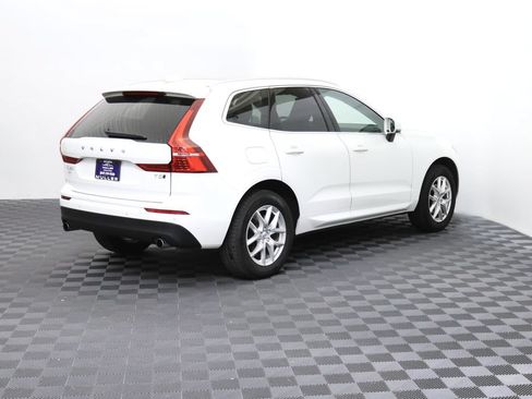Used 2020 Volvo XC60 T5 Momentum AWD/4WD image 9
