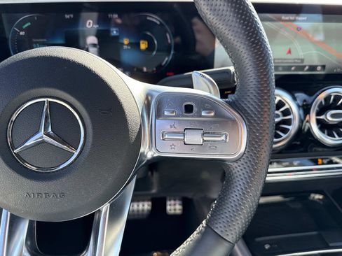 Used 2021 Mercedes-Benz GLA 35 AMG 4MATIC image 33