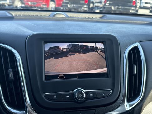 Used 2024 Chevrolet Equinox LT image 27