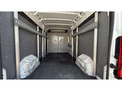 Used 2019 RAM ProMaster 2500 w/ Interior Convenience Group FWD image 15