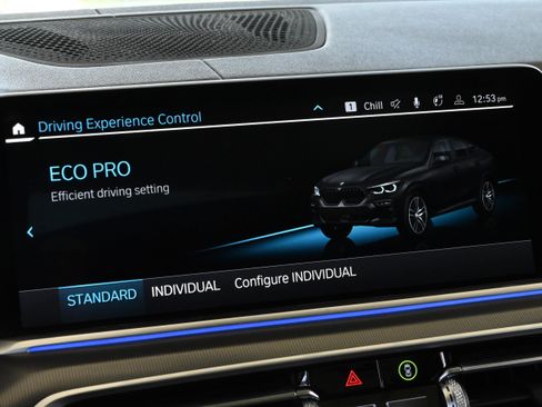 Used 2022 BMW X6 M50i AWD/4WD image 37