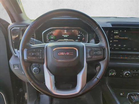 Used 2023 GMC Sierra 1500 SLT w/ SLT Premium Package AWD/4WD image 13