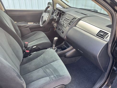 Used 2011 Nissan Versa 1.8 S w/ Plus Pkg image 30