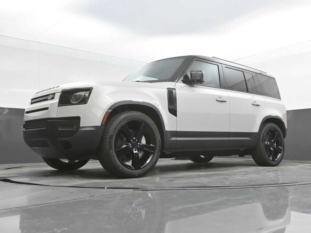 New 2026 Land Rover Defender 110 S AWD/4WD image 39