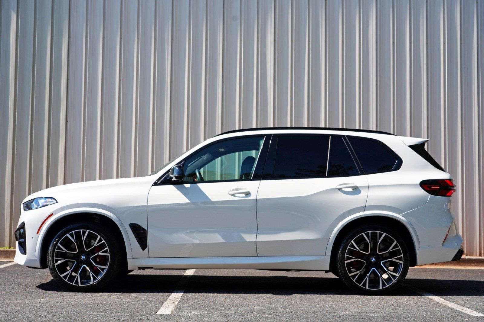 Used 2025 BMW X5 M Competition w/ Executive Package AWD/4WD image 9