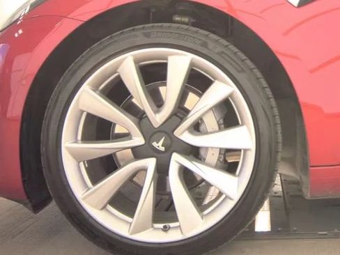 Used 2018 Tesla Model 3 Long Range image 7