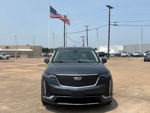 Used 2020 Cadillac XT6 Premium Luxury FWD image 5