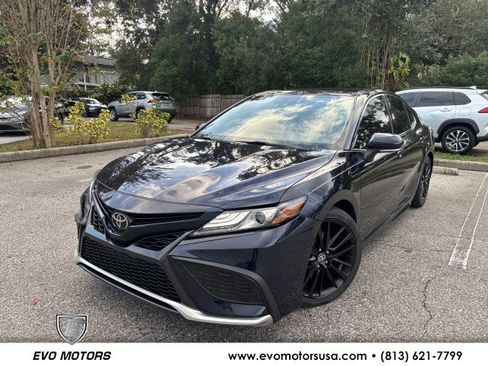 Used 2021 Toyota Camry XSE image 1