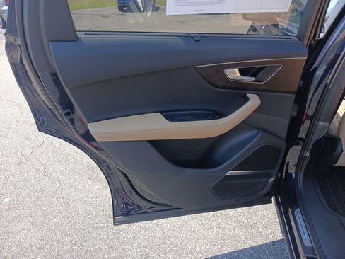 Used 2025 Audi Q7 2.0T Premium Plus w/ Premium Plus Package image 25