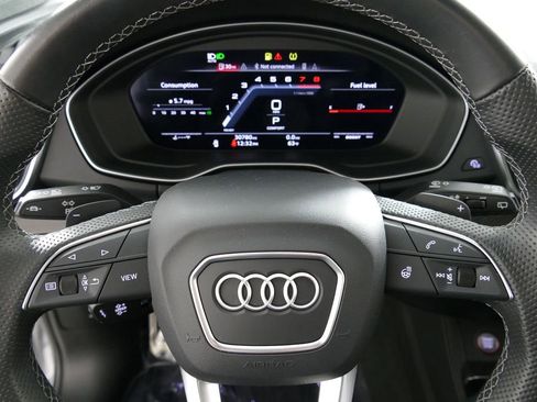 Used 2023 Audi SQ5 Prestige image 18