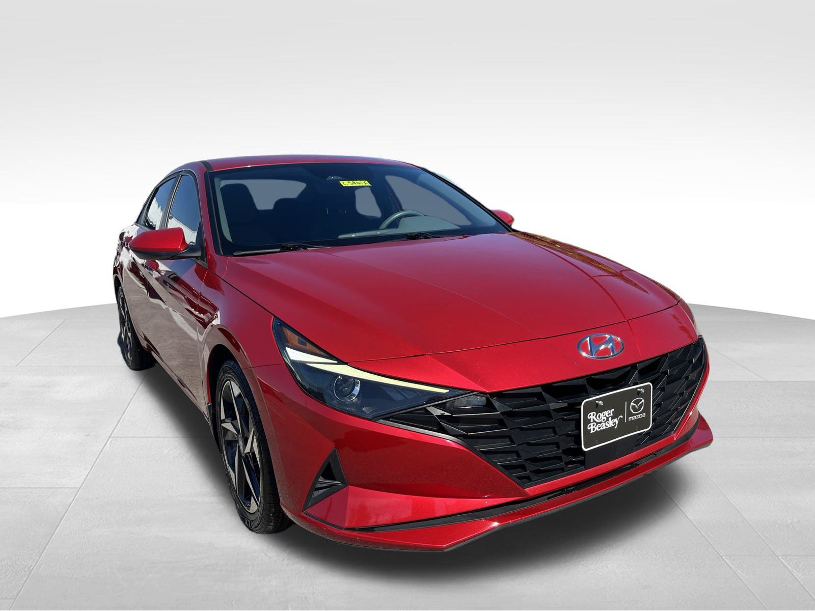 Used 2023 Hyundai Elantra SEL w/ Convenience Package FWD image 3