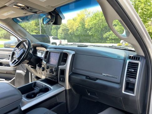 Used 2018 RAM 1500 Big Horn AWD/4WD image 29