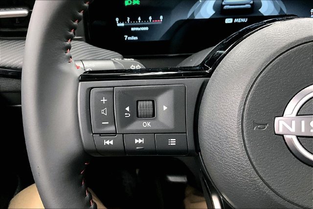 New 2026 Nissan Kicks SR w/ Cold Weather Package FWD image 22
