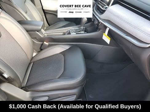 New 2026 Jeep Compass Latitude image 18