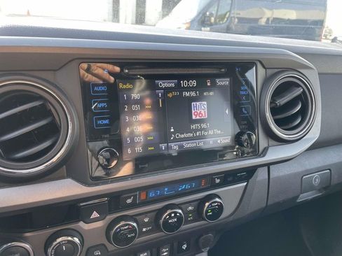 Used 2018 Toyota Tacoma TRD Pro image 39