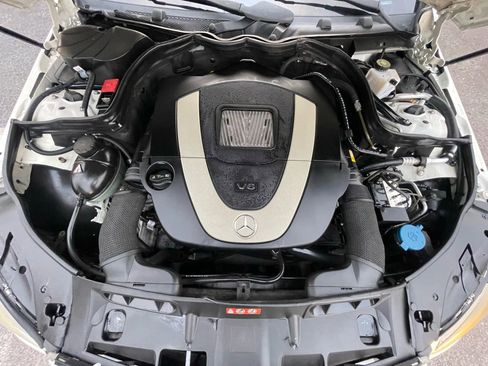 Used 2010 Mercedes-Benz C 300 Sedan image 30