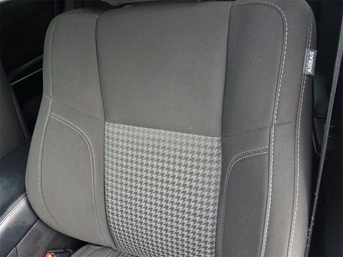 Used 2023 Dodge Charger SXT image 12