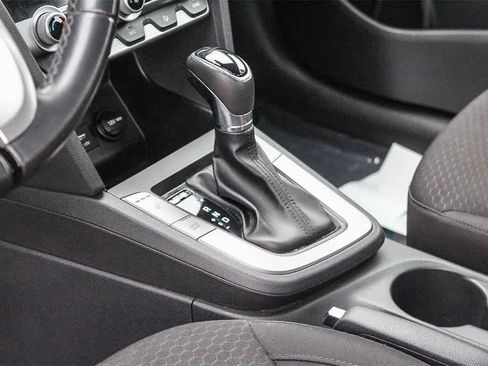 Used 2020 Hyundai Elantra Value Edition w/ Cargo Package (C1) image 24