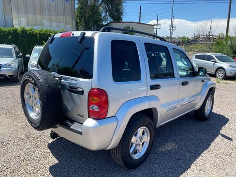 Used 2004 Jeep Liberty Limited w/ Trailer Tow Group AWD/4WD image 6