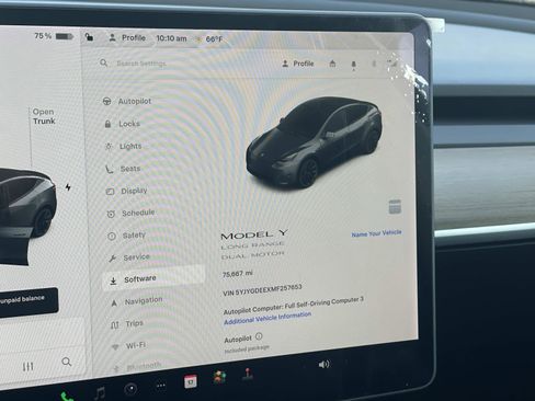 Used 2021 Tesla Model Y Long Range image 13