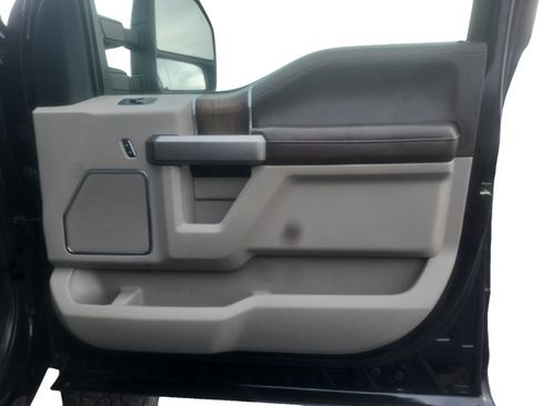 Used 2019 Ford F450 Limited image 20