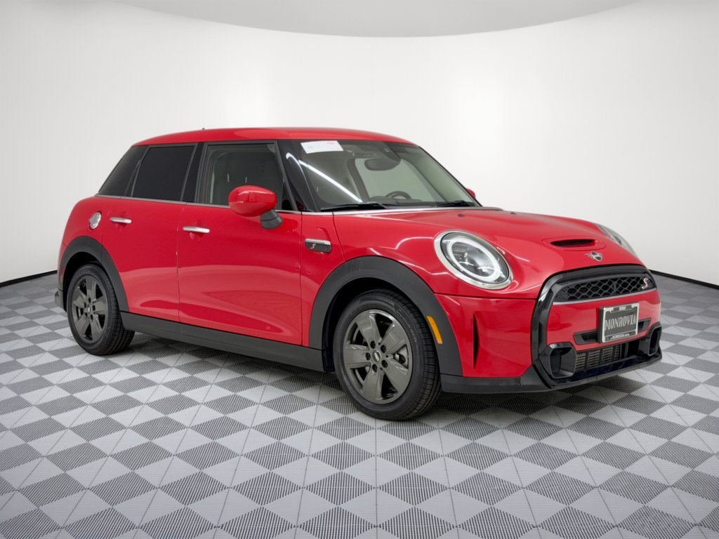Certified 2024 MINI Cooper S FWD image 7