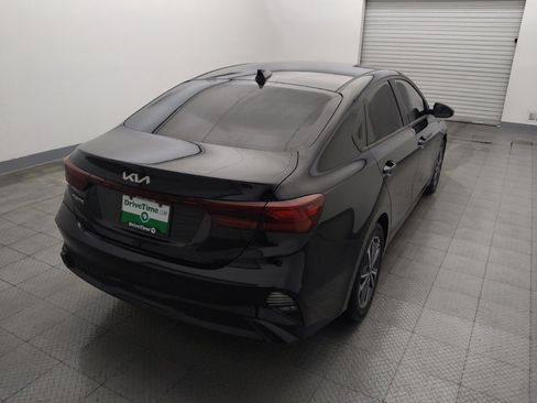 Used 2022 Kia Forte LXS FWD image 7