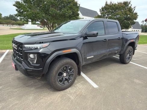 Used 2024 GMC Canyon Elevation w/ Convenience Package AWD/4WD image 2