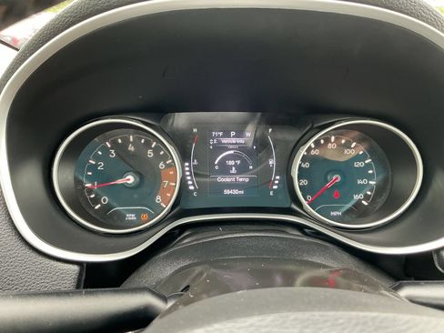 Used 2019 Jeep Compass Latitude AWD/4WD image 25