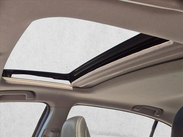 Used 2014 Honda Accord Touring image 9