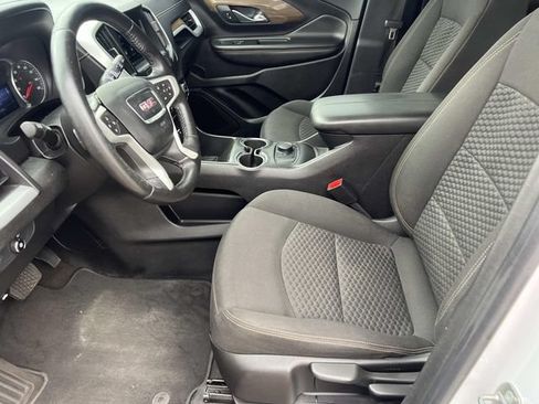 Used 2019 GMC Terrain SLE FWD image 17