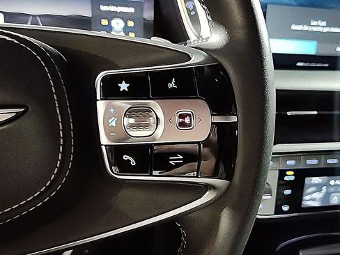 Used 2024 Genesis G90 3.5T image 10