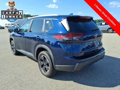 Used 2024 Nissan Rogue SV w/ SV Premium Package