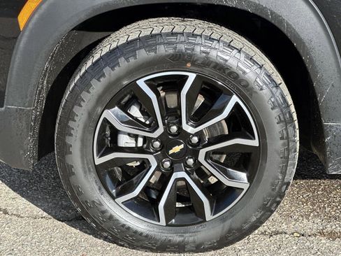 Certified 2023 Chevrolet TrailBlazer ACTIV w/ Sun and Liftgate Package image 8