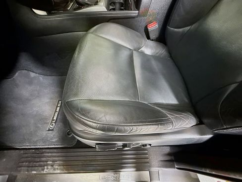 Used 2017 Lexus GX 460 Premium w/ Premium Package image 19