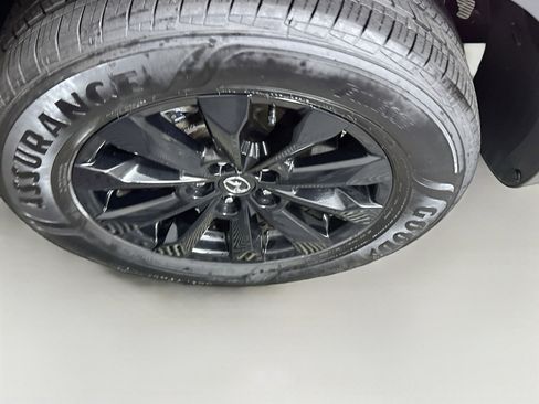 Used 2025 MAZDA CX-50 AWD 2.5 S w/ Premium Package image 11