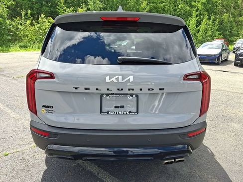 Used 2022 Kia Telluride EX w/ EX Premium Package AWD/4WD image 4