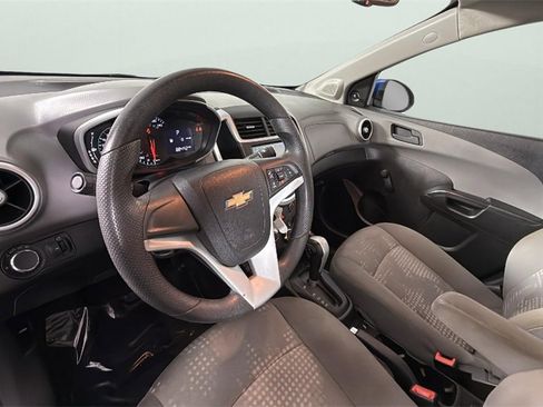 Used 2017 Chevrolet Sonic LS image 18