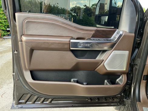 Certified 2024 Ford F250 King Ranch w/ Chrome Package image 15