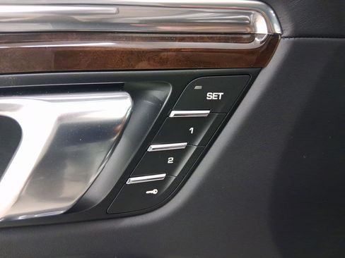 New 2026 Porsche Macan S image 12