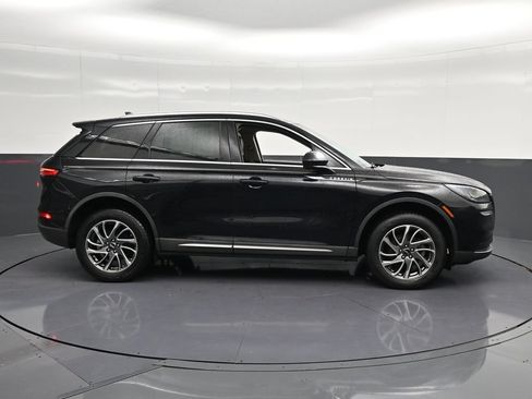 Used 2021 Lincoln Corsair AWD w/ Equipment Group 101A image 4